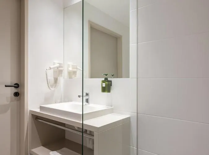 Hotel At - Late Arrival Self Check In *