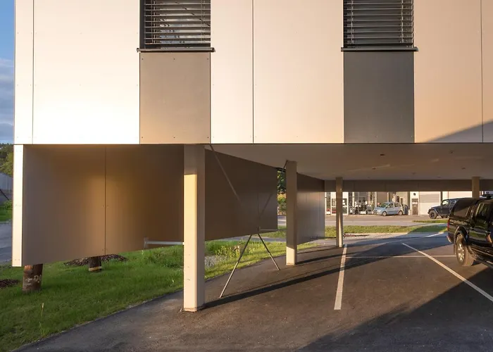 At - Late Arrival Self Check In Graz