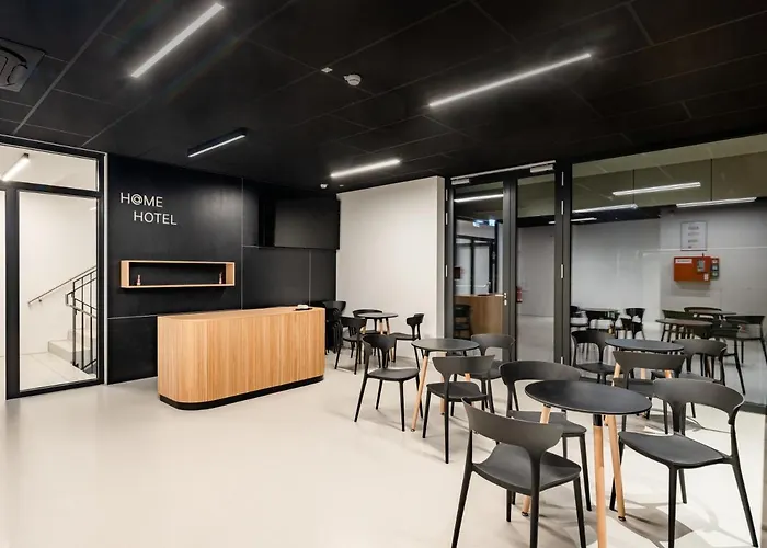 At - Late Arrival Self Check In Hotel *